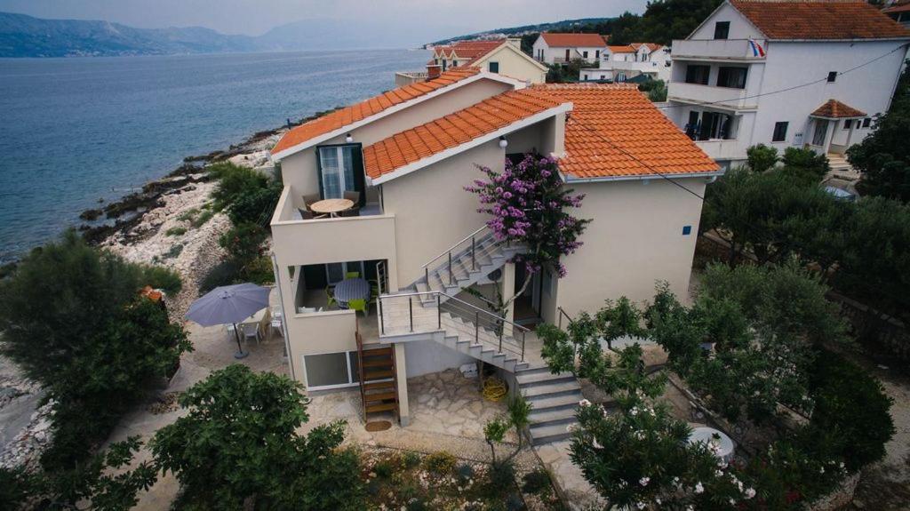 Apartments Mara Splitska Εξωτερικό φωτογραφία