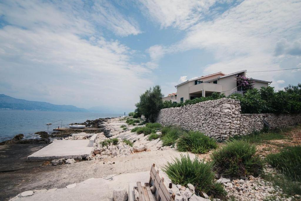 Apartments Mara Splitska Εξωτερικό φωτογραφία