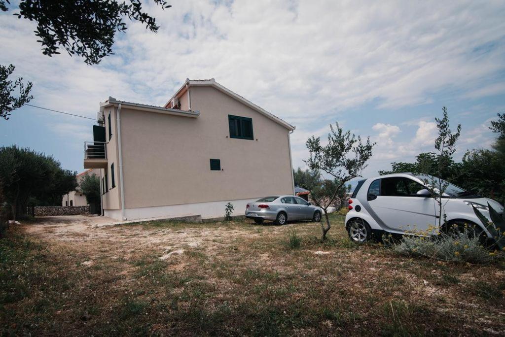 Apartments Mara Splitska Εξωτερικό φωτογραφία